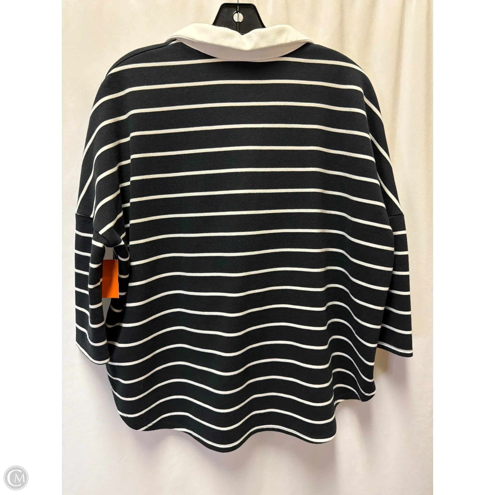Top Long Sleeve By Crown And Ivy In Black & White, Size: S