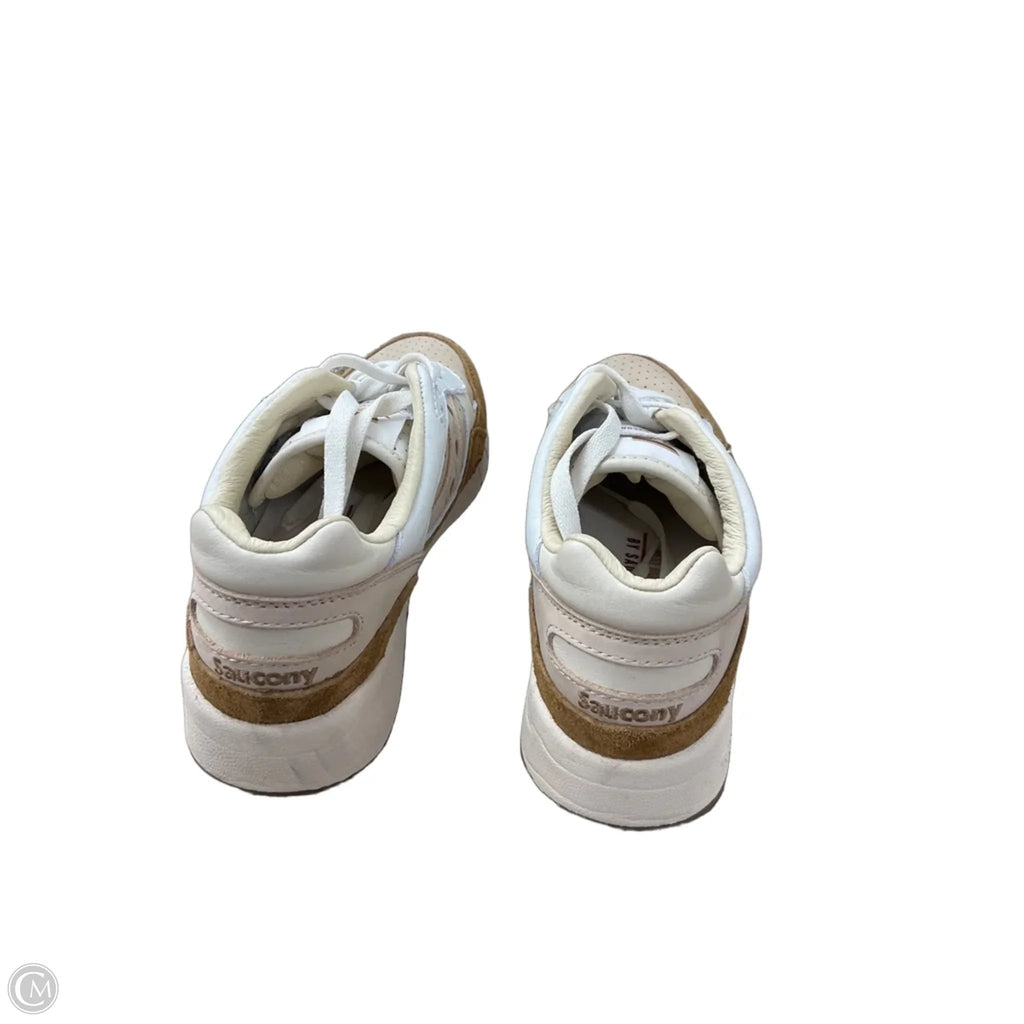 Shoes Athletic By Saucony In Tan, Size: 6.5