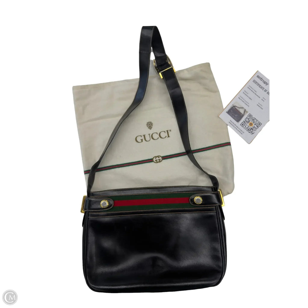 Handbag Luxury Designer By Gucci, Size: Medium