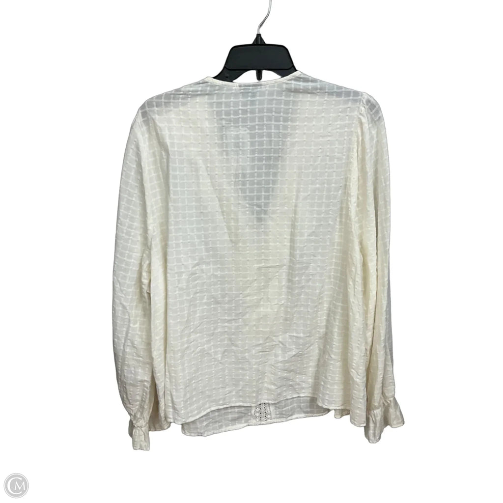 Top Long Sleeve By Torrid In White, Size: L