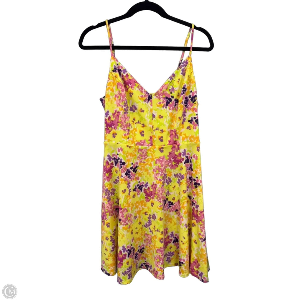 Dress Casual Short By Abound In Floral Print, Size: L