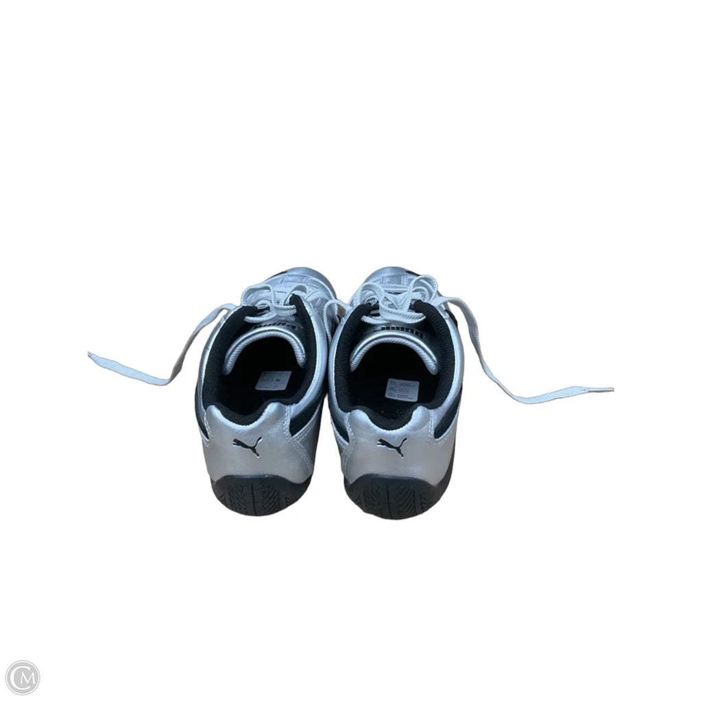 Shoes Sneakers By Puma In Silver, Size: 7.5