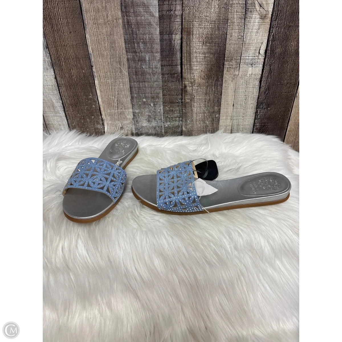 Sandals Flats By Vince Camuto In Silver, Size: 9