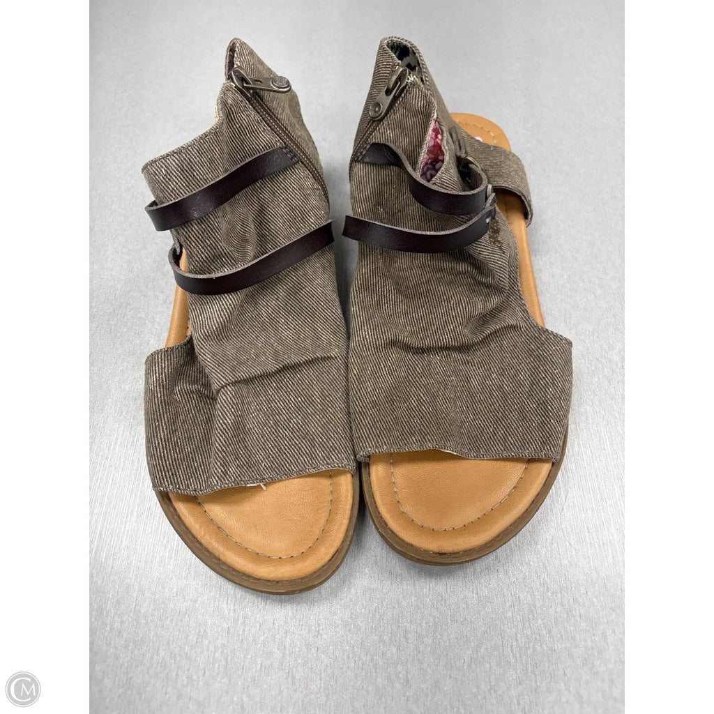 Sandals Flats By Blowfish In Taupe, Size: 9.5