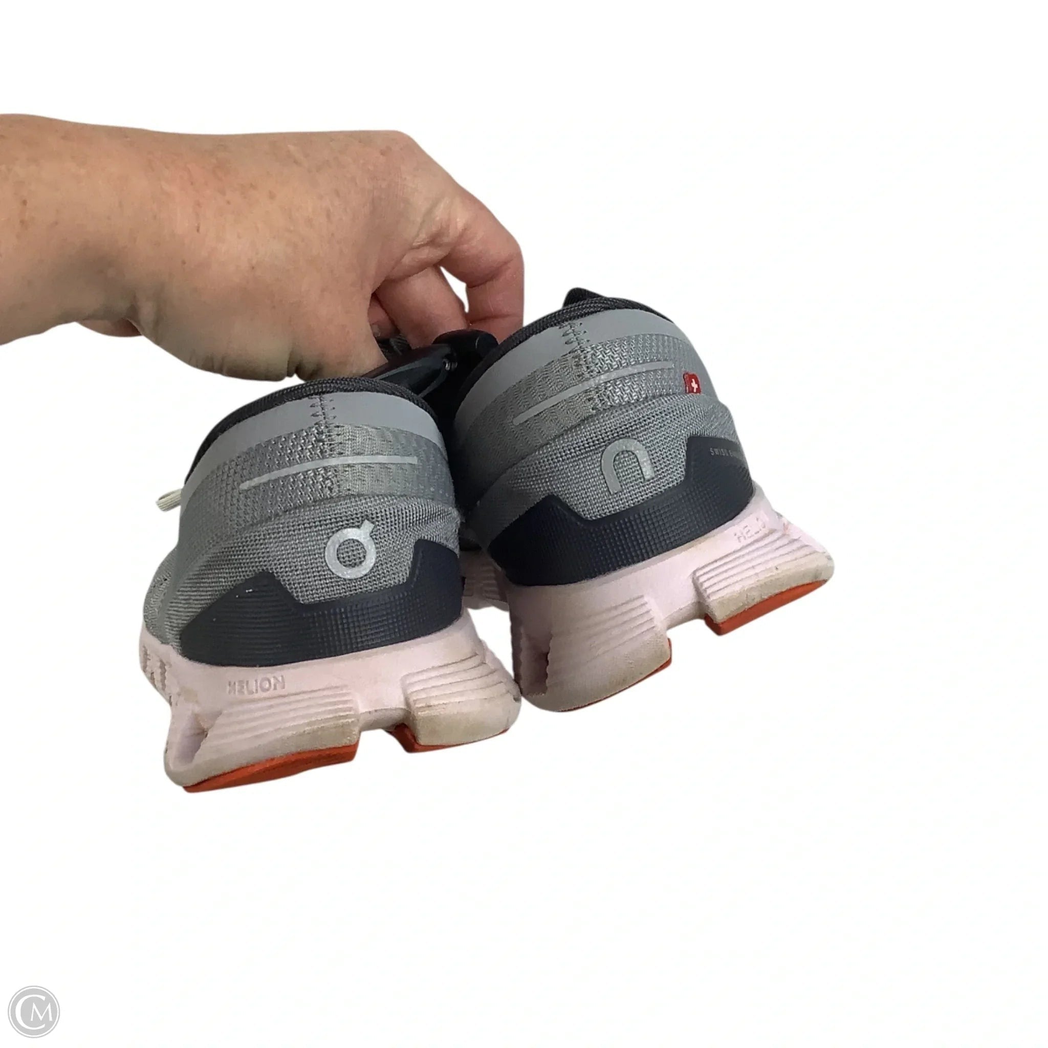 Shoes Athletic By On In Grey, Size: 10