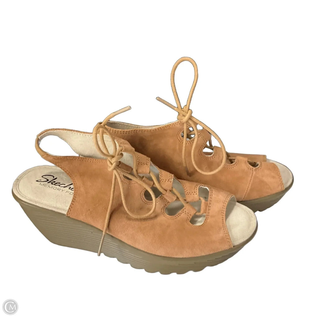 Shoes Heels Platform By Skechers In Tan, Size: 7