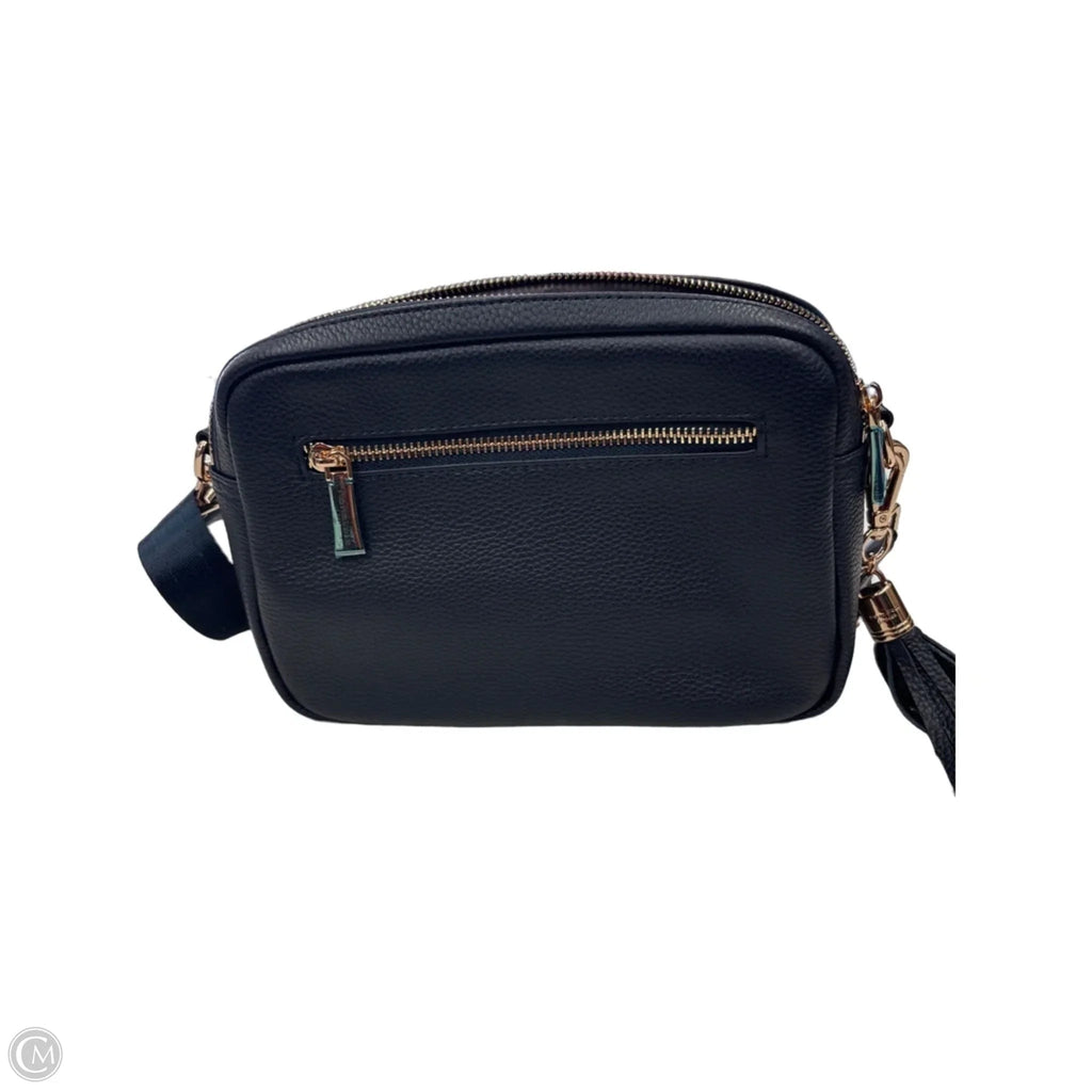 Crossbody By Pom Pom London, Size: Large