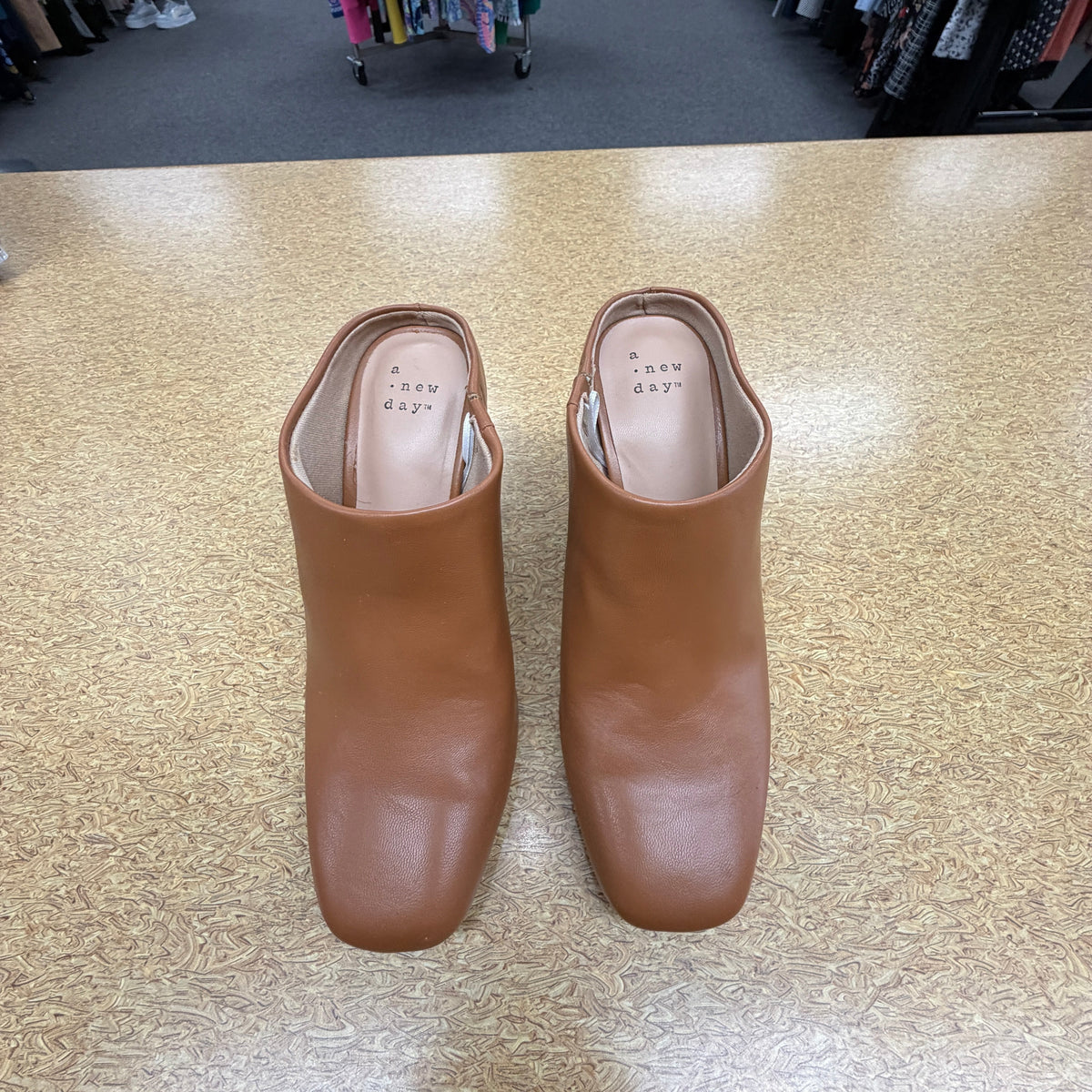 Shoes Heels Block By A New Day In Brown, Size:6