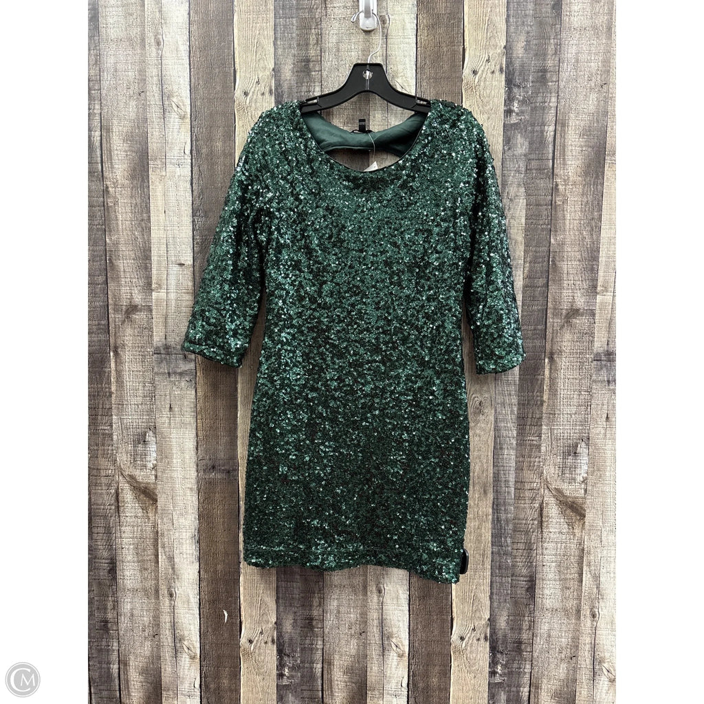 Dress Party Short By Express In Green, Size: M