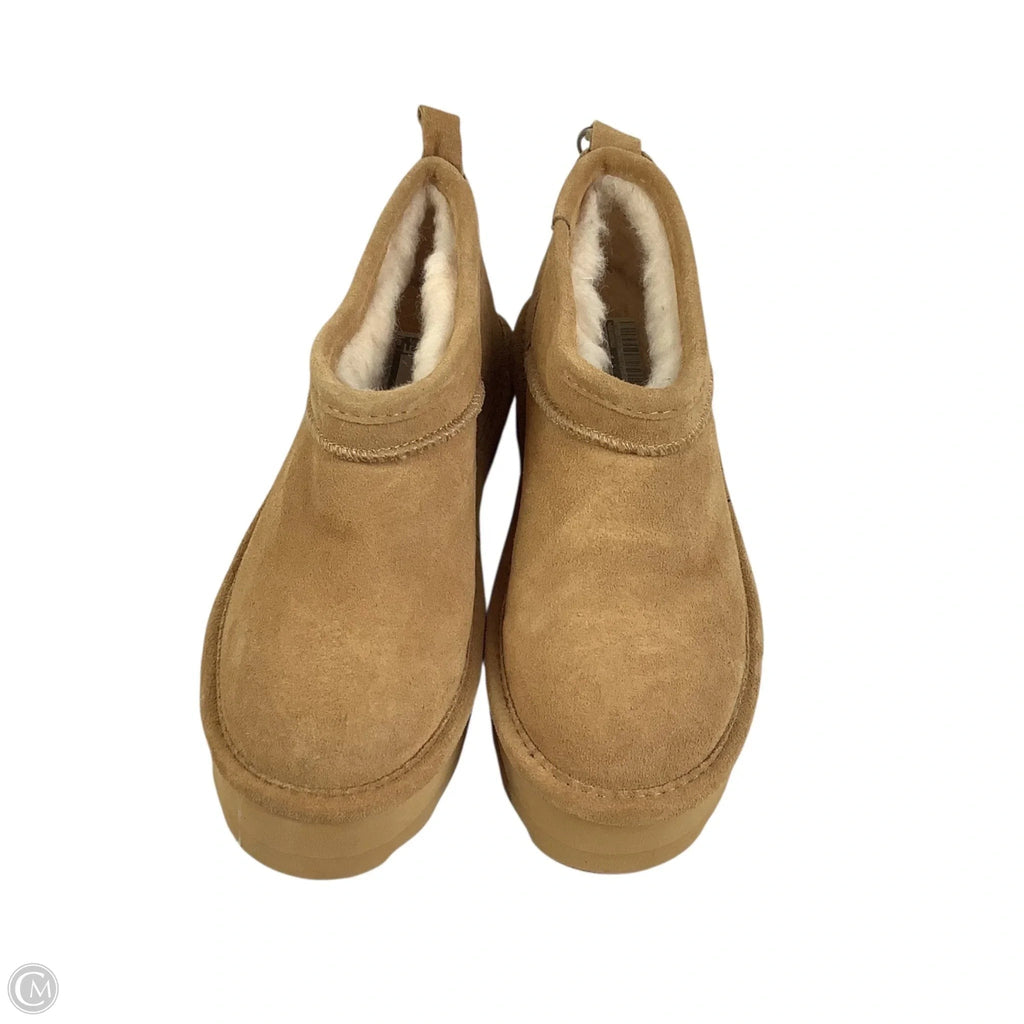 Boots Ankle Flats By Bearpaw In Brown, Size: 6