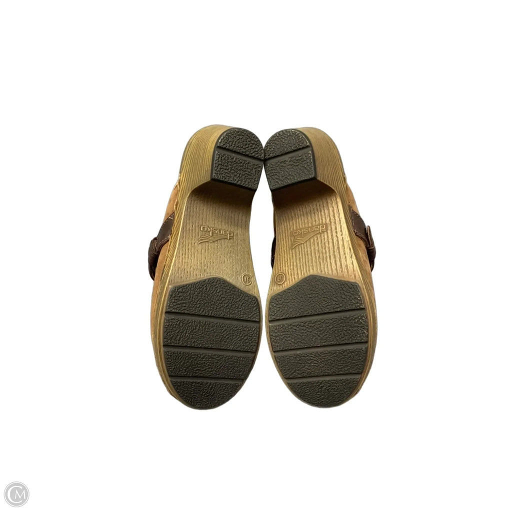 Shoes Heels Block By Dansko In Brown, Size: 6.5