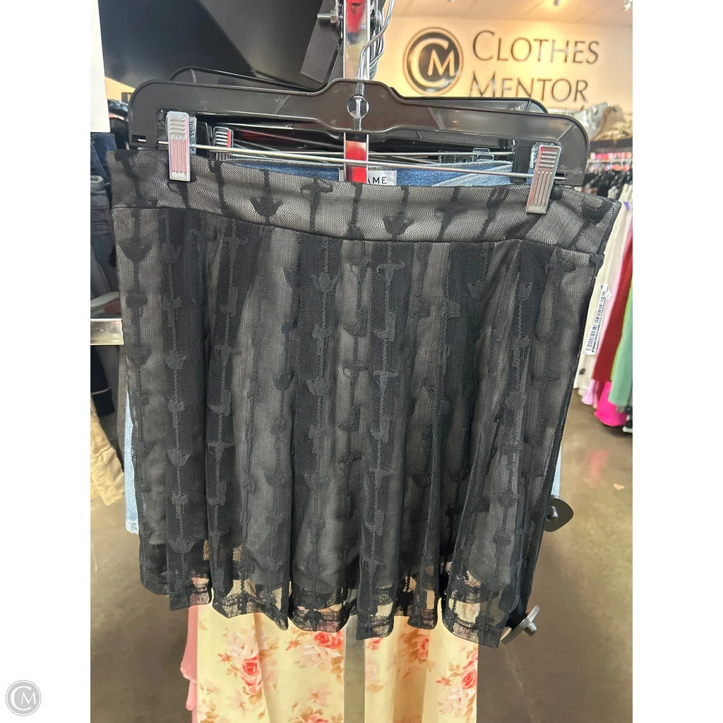 Skort By Clothes Mentor In Black & Grey, Size: M