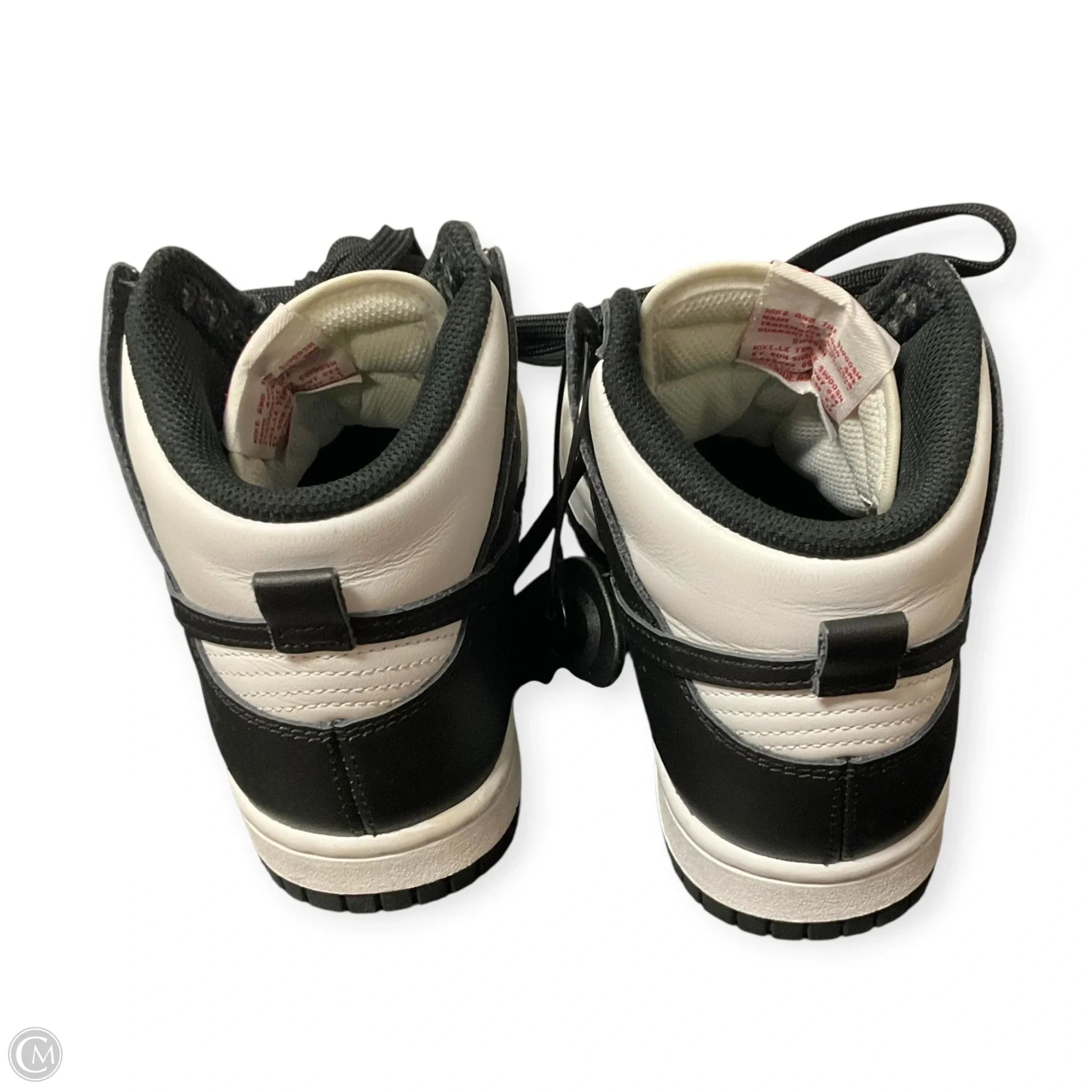 Shoes Athletic By Nike In Black & White, Size: 6.5