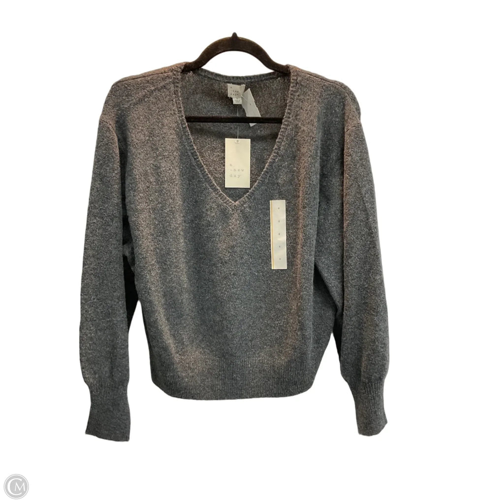 Sweater By A New Day In Grey, Size: S
