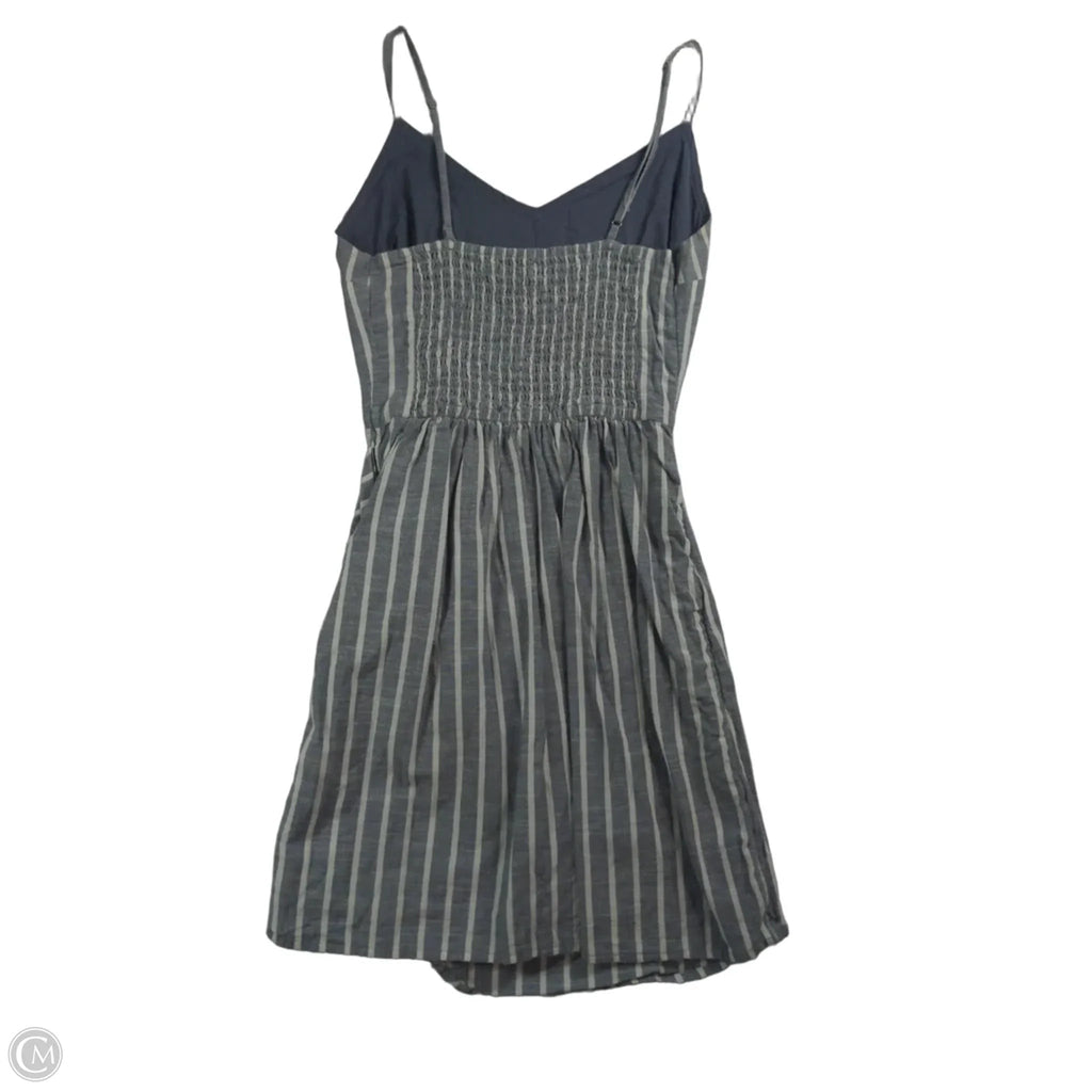Dress Casual Short By Abercrombie And Fitch In Striped Pattern, Size: S