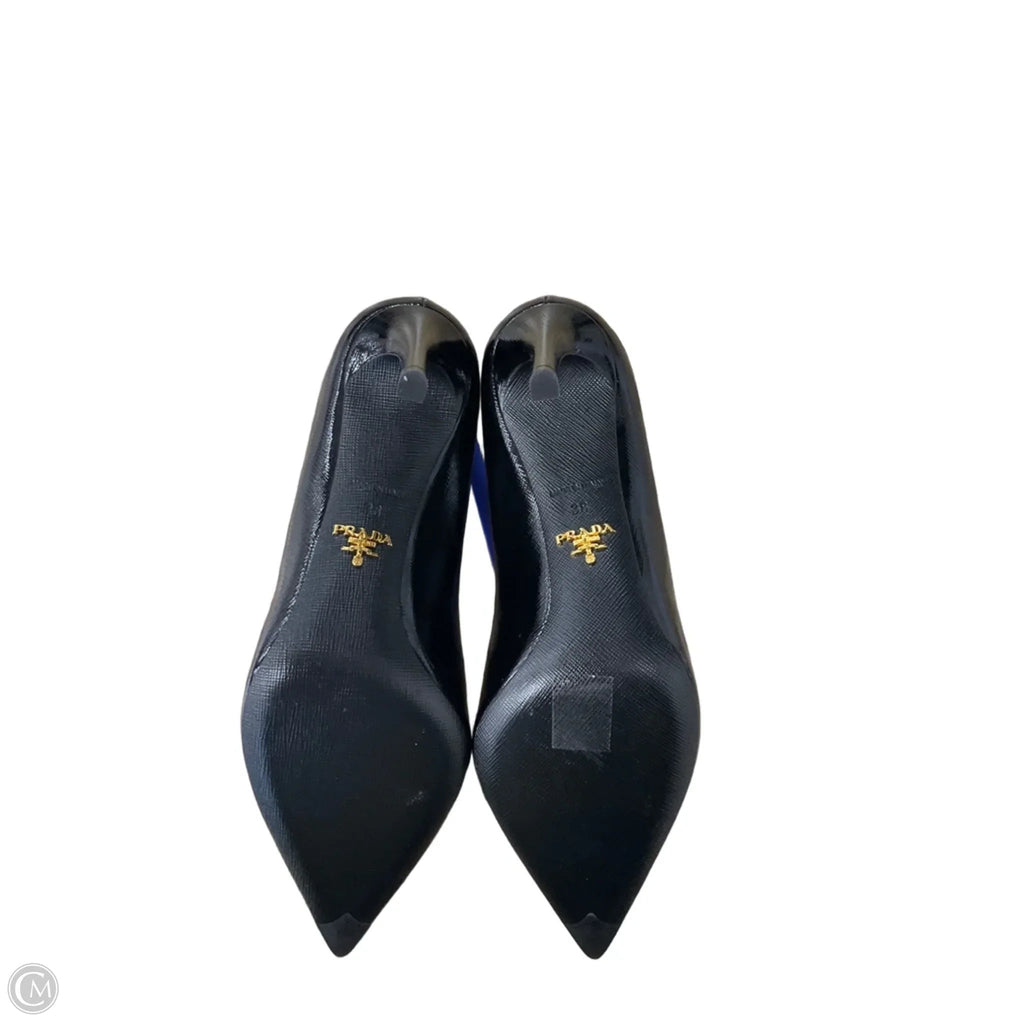 Shoes Luxury Designer By Prada In Black, Size: 8