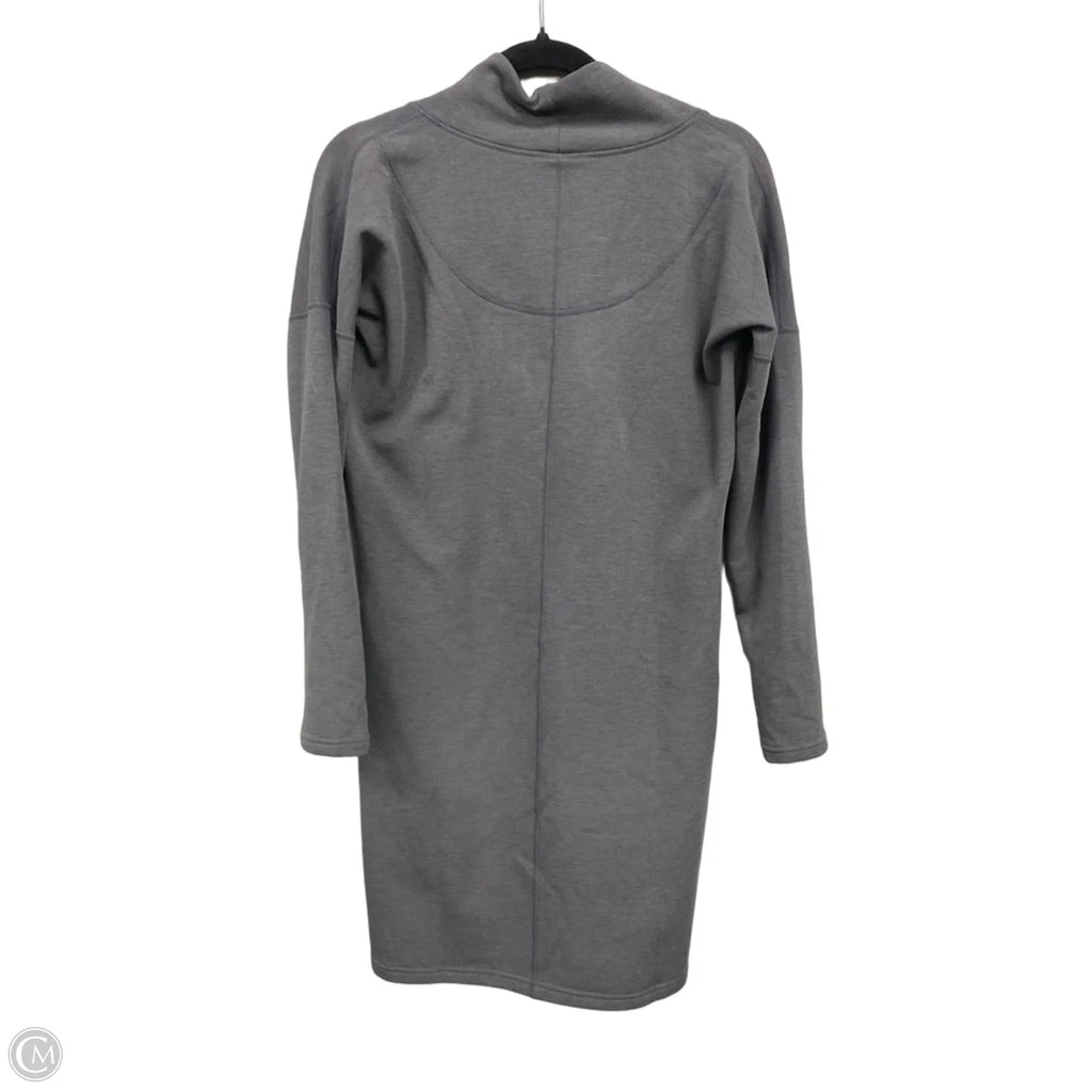 Dress Casual Short By Athleta In Grey, Size: S