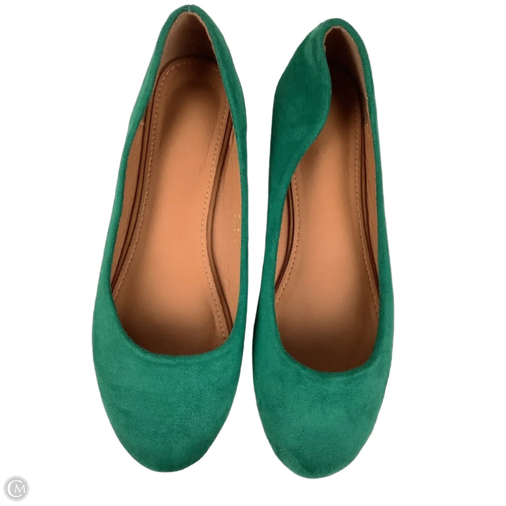 Shoes Flats By Cmc In Green, Size: 8
