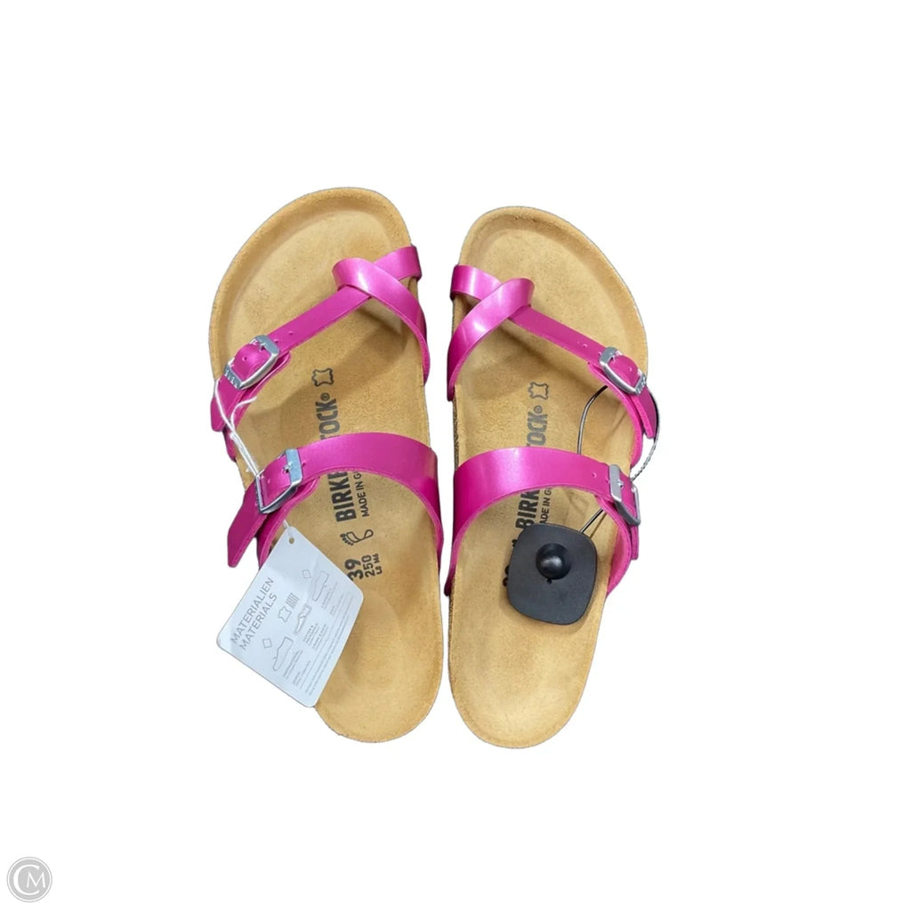 Sandals Flats By Birkenstock In Pink & Tan, Size: 8.5