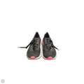 Shoes Athletic By Clothes Mentor In Black & White, Size: 9.5