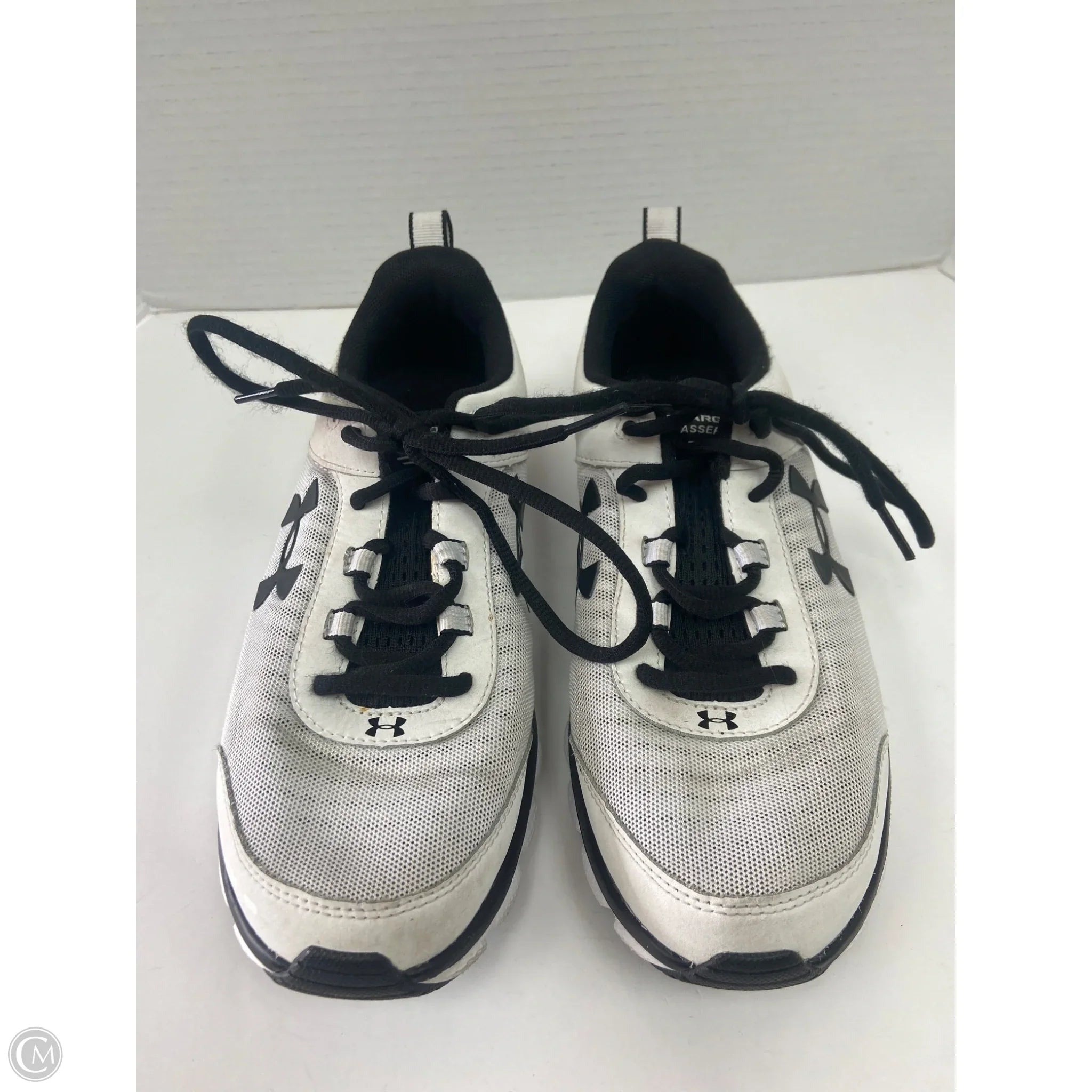 Shoes Athletic By Under Armour In Black & White, Size: 9.5