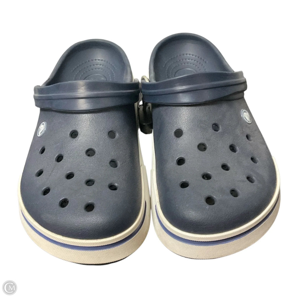 Shoes Flats By Crocs In Blue, Size: 11