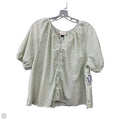 Top Short Sleeve By Universal Thread In Green, Size: L