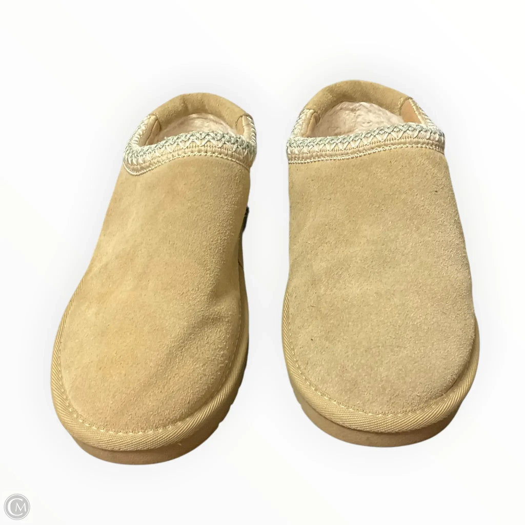 Shoes Flats By Cushionaire In Tan, Size: 9