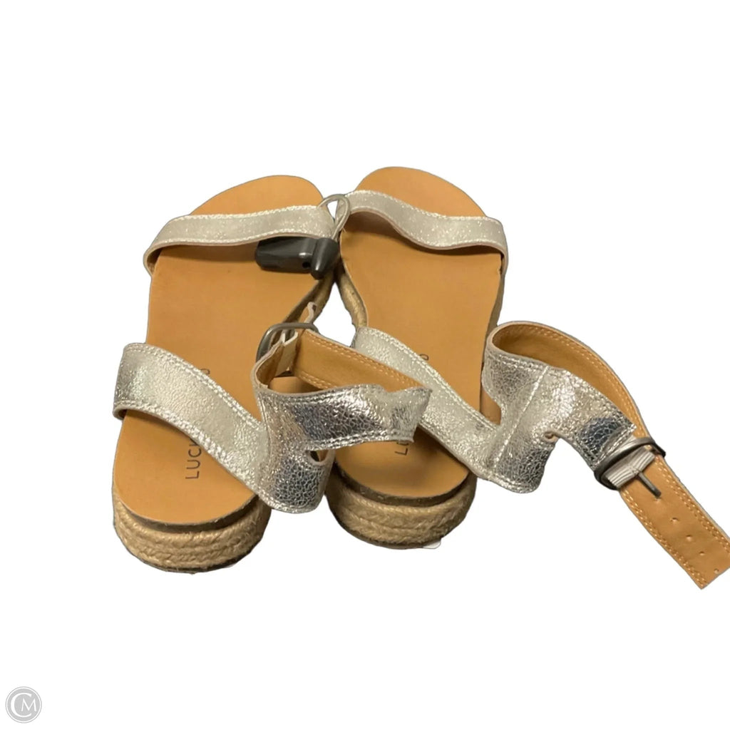 Sandals Flats By Lucky Brand In Silver, Size: 7