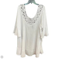 Dress Casual Short By Torrid In White, Size: 3x