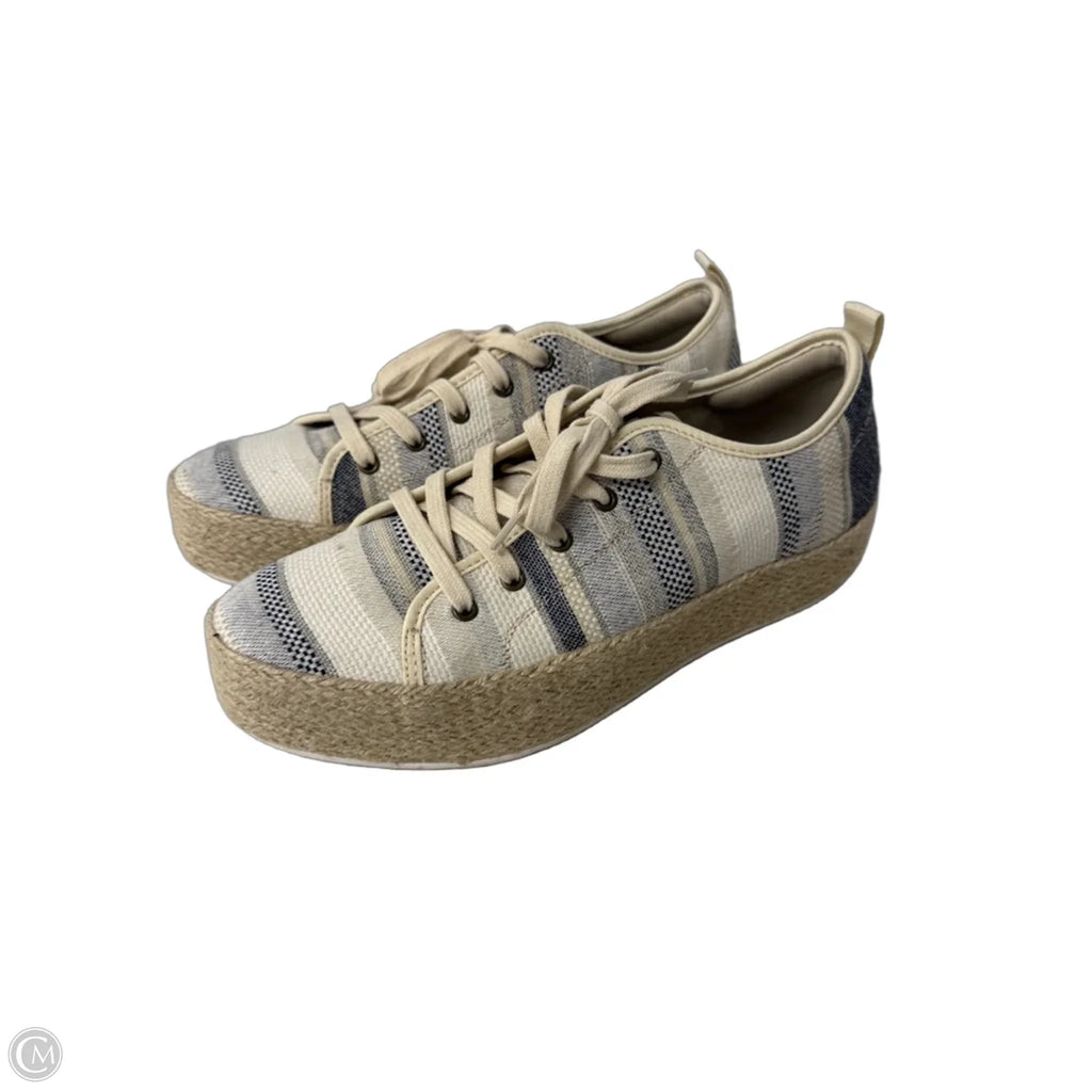 Shoes Heels Platform By Bobs In Blue & Cream, Size: 10