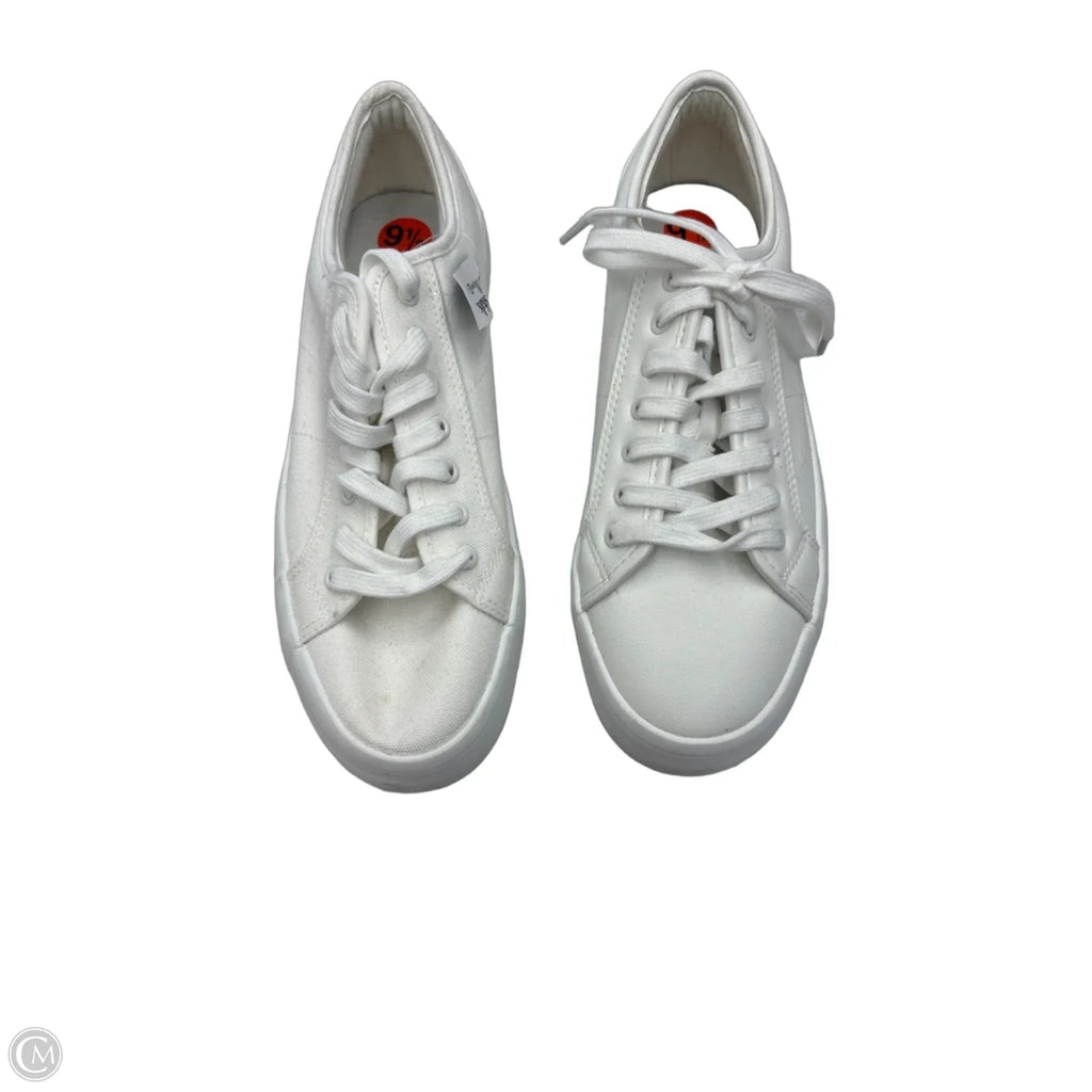 Shoes Sneakers By Cushionaire In White, Size: 9.5