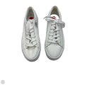 Shoes Sneakers By Cushionaire In White, Size: 9.5