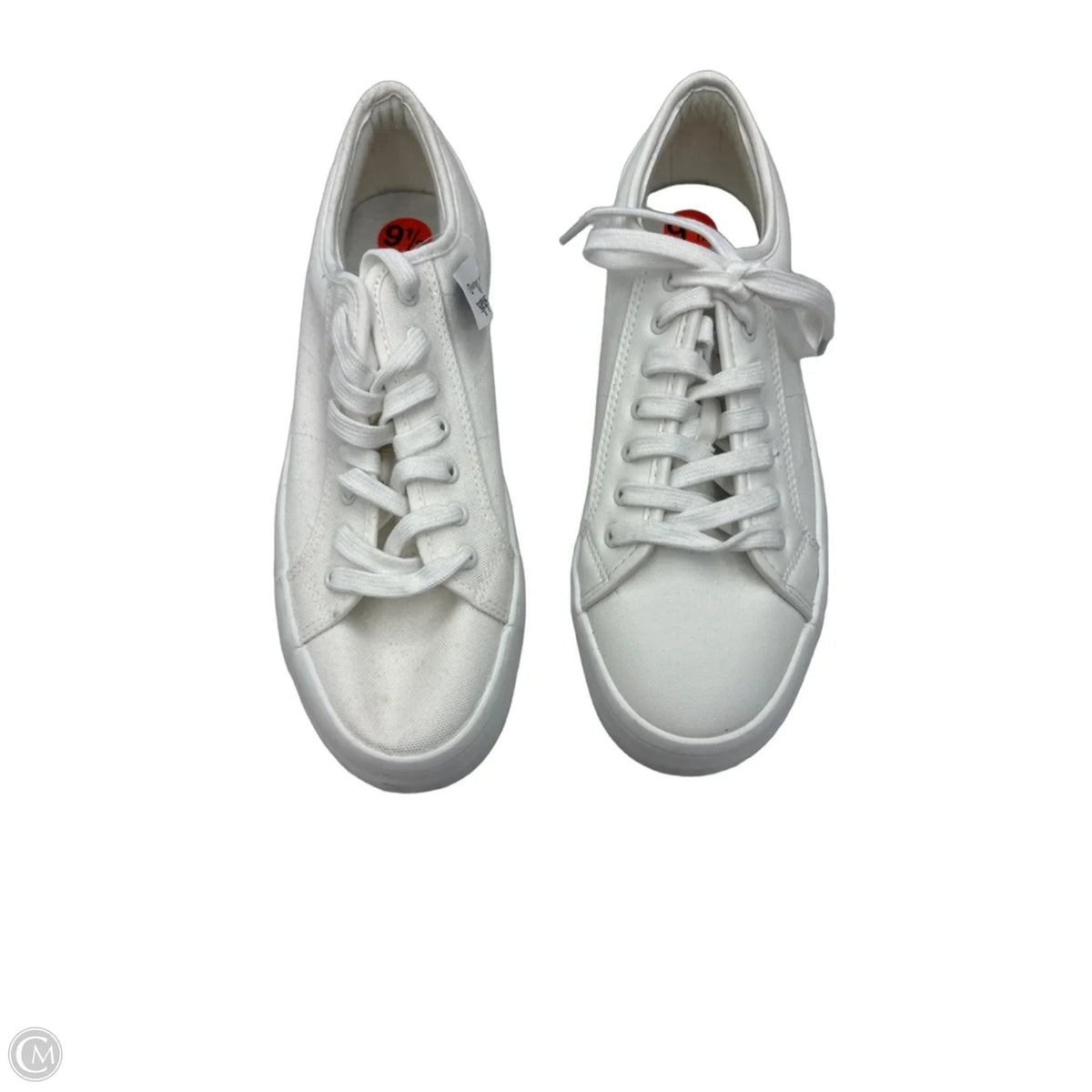Shoes Sneakers By Cushionaire In White, Size: 9.5