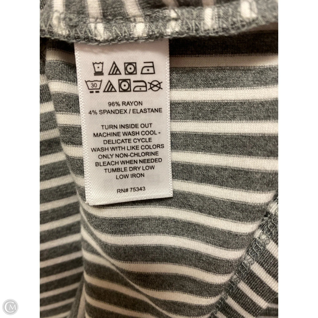 Top Short Sleeve By Tahari In Grey, Size: L