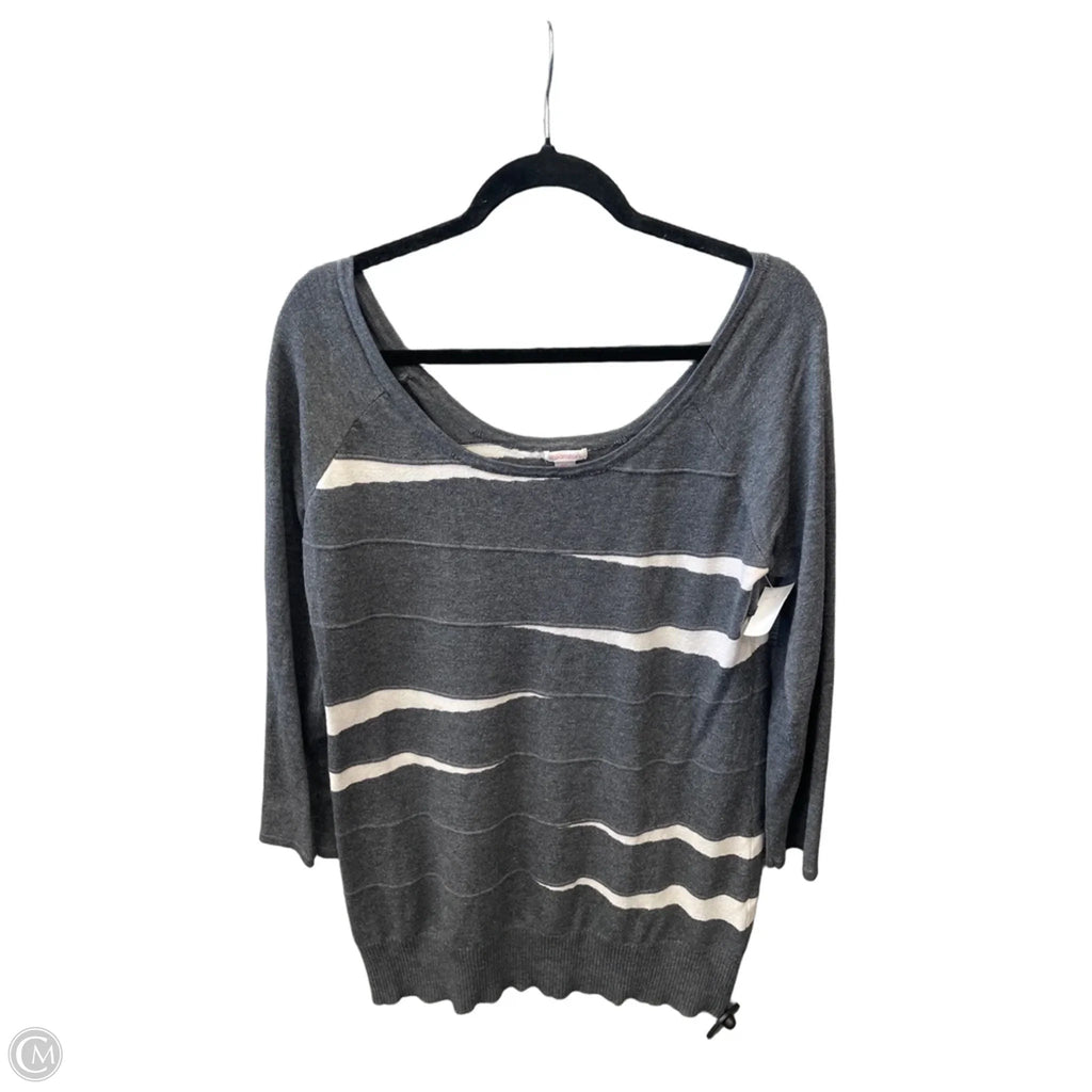 Top Long Sleeve By Xhilaration In Grey, Size: Xxl