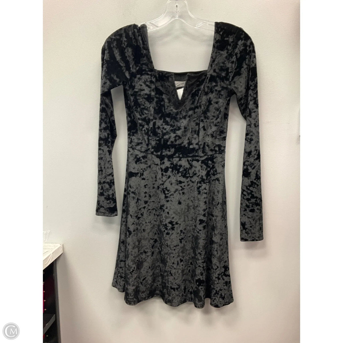 Dress Casual Short By Aeropostale In Black, Size: S