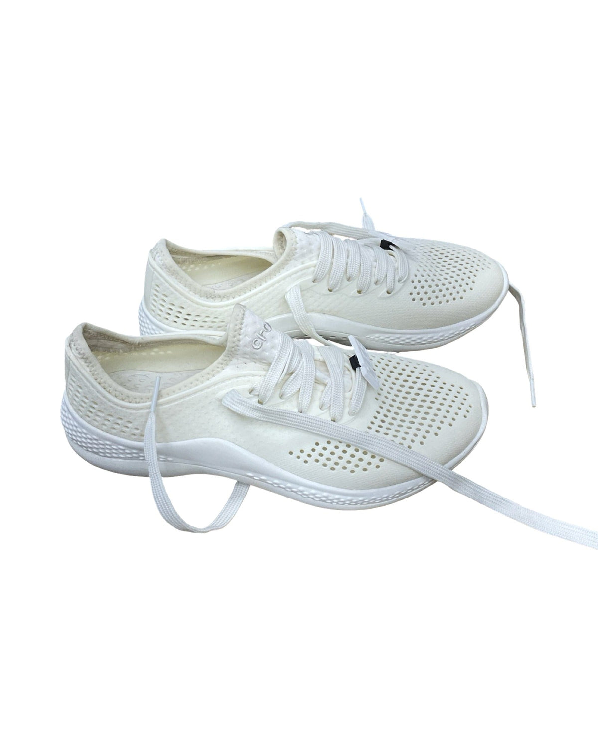Shoes Sneakers By Crocs In Cream, Size:6