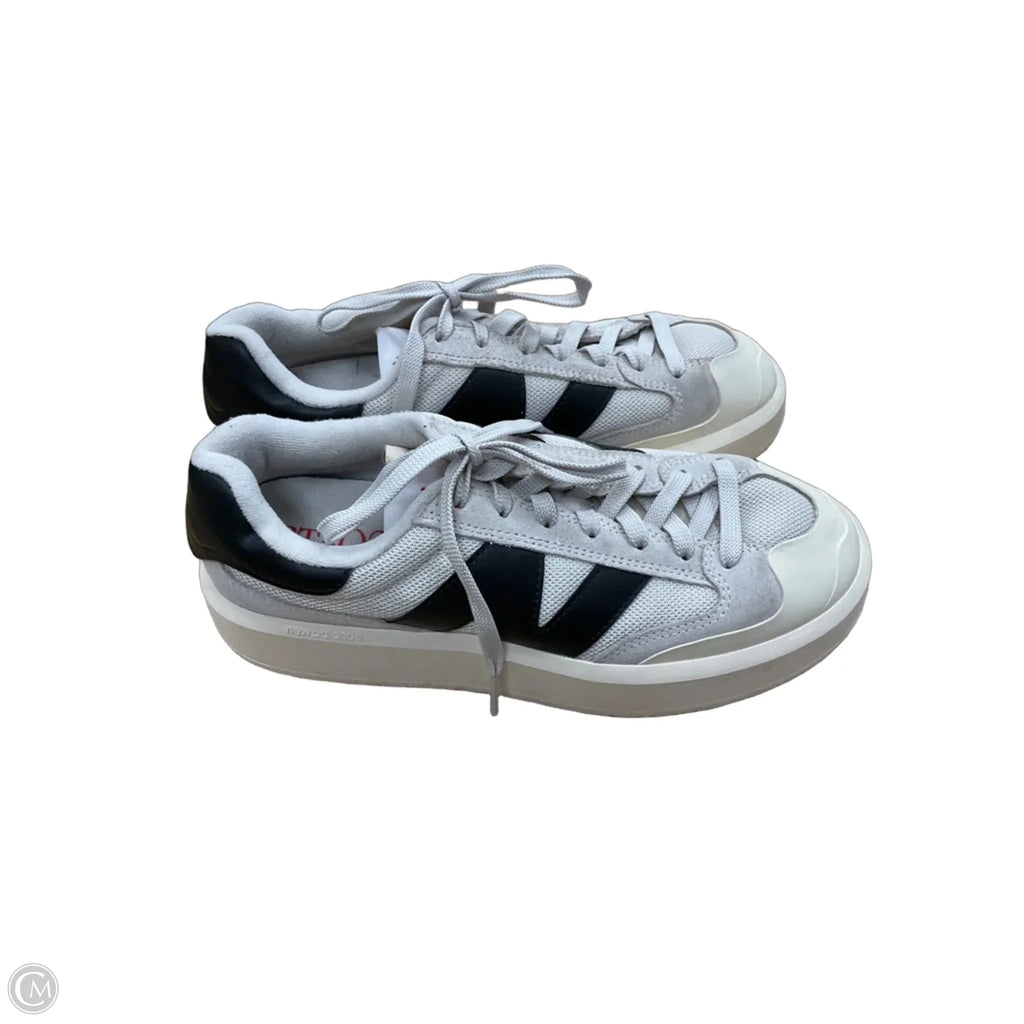 Shoes Athletic By New Balance In White, Size: 10.5
