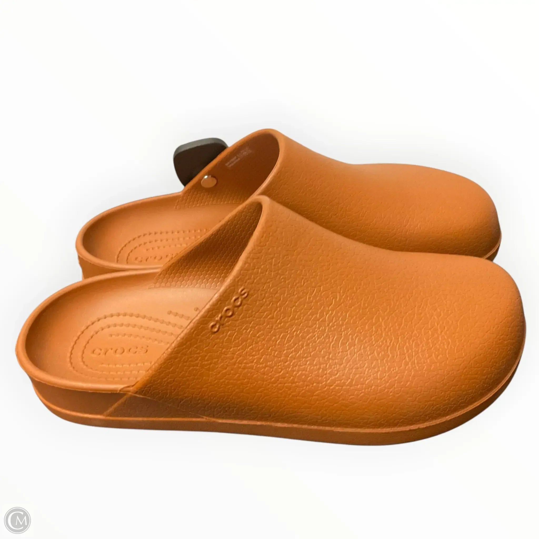Shoes Flats By Crocs In Brown, Size: 10