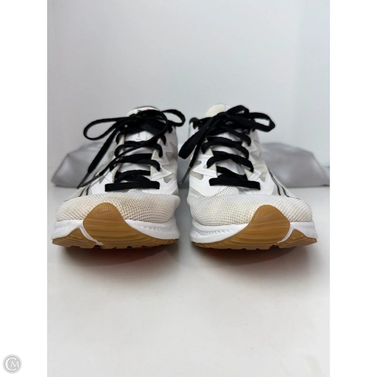 Shoes Athletic By Nike In White, Size: 8.5