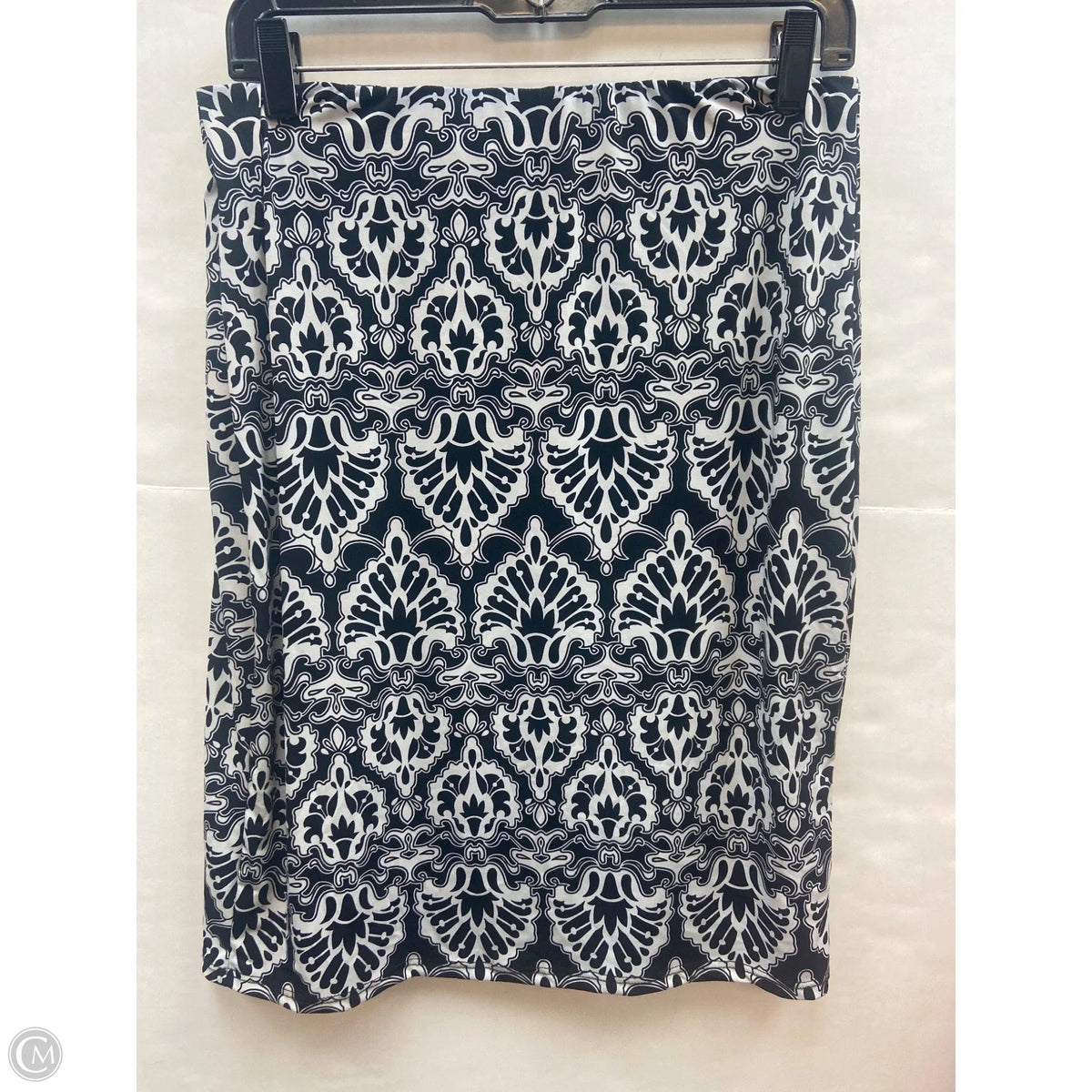 Skirt Mini & Short By Chicos In Black & White, Size: S