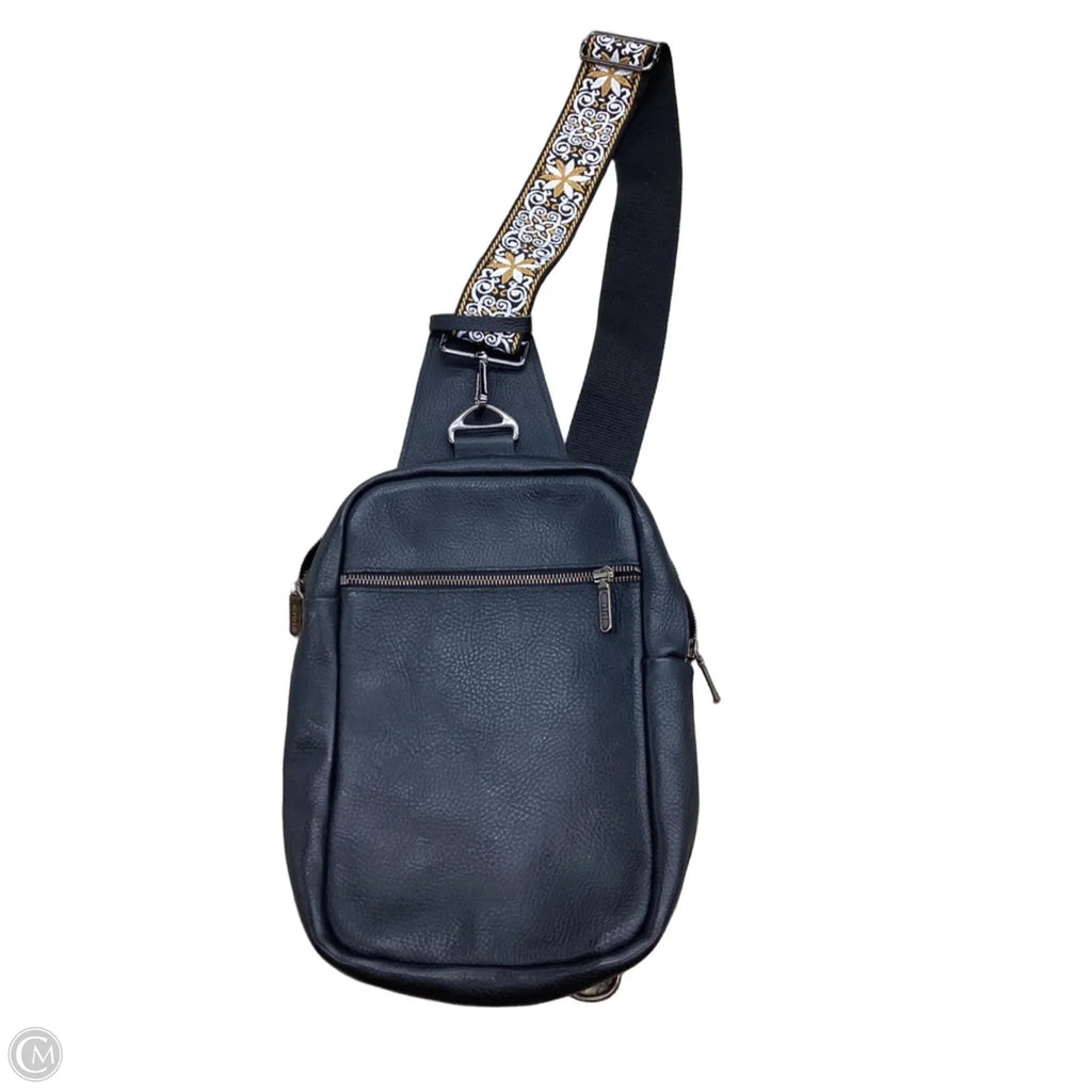 Crossbody Leather By Clothes Mentor, Size: Large