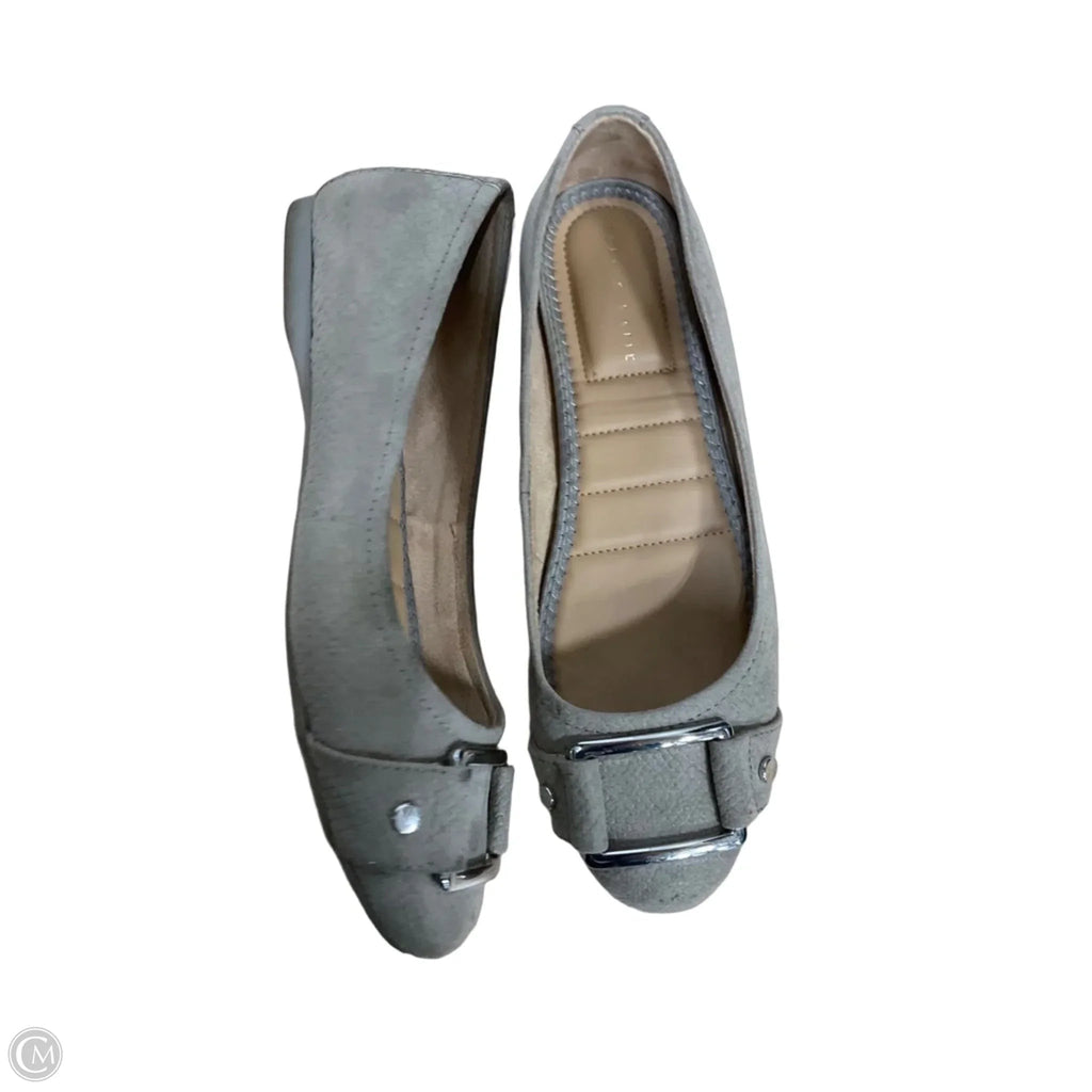 Shoes Flats By Kelly And Katie In Taupe, Size: 8