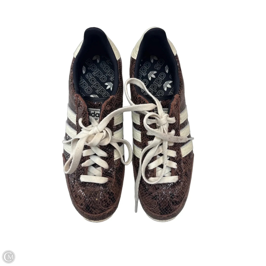 Shoes Athletic By Adidas In Brown, Size: 8