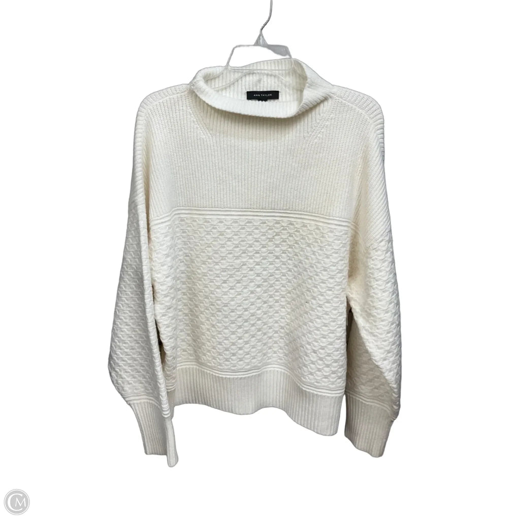 Sweater By Ann Taylor In Cream, Size: Xl