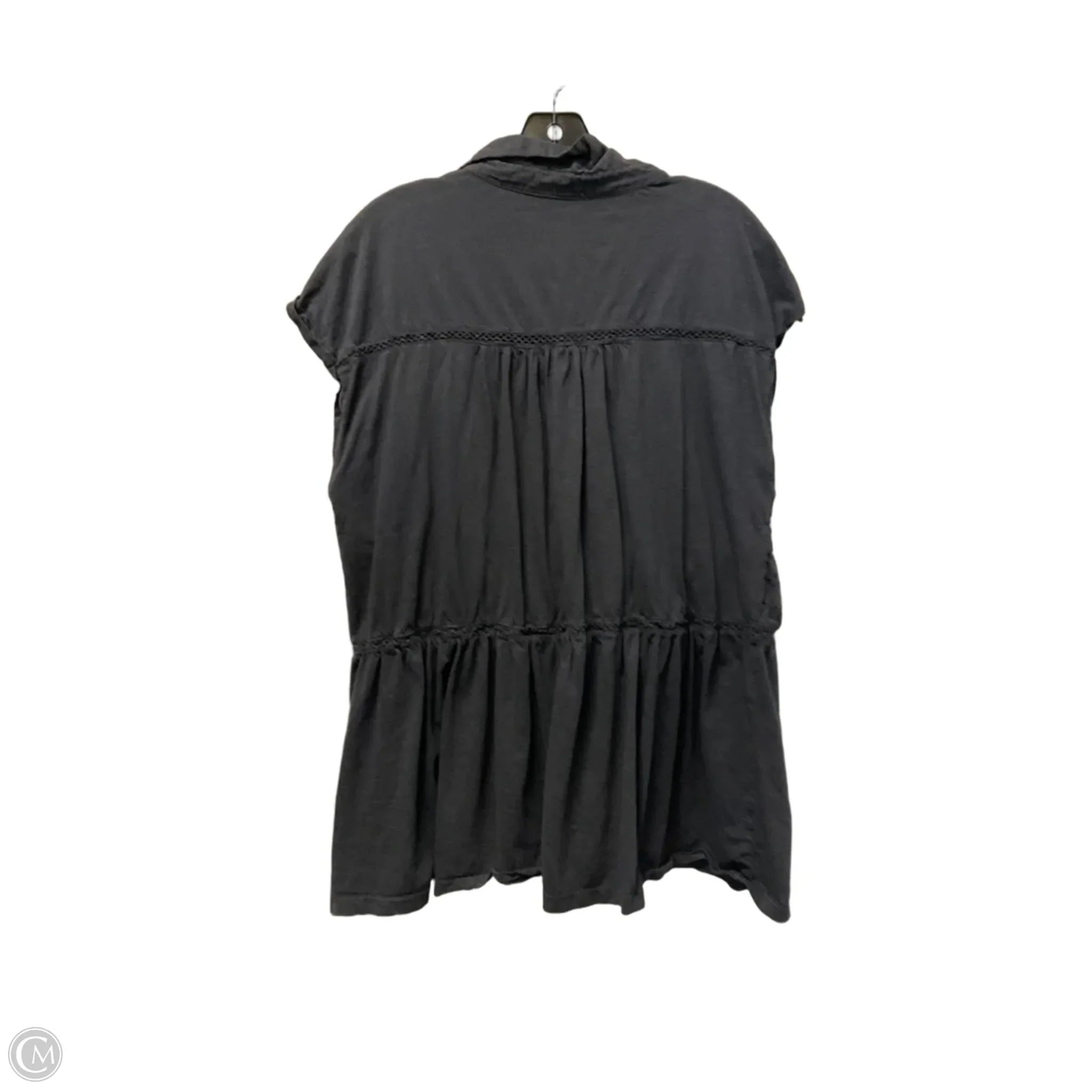 Top Sleeveless By Cato In Grey, Size: 18