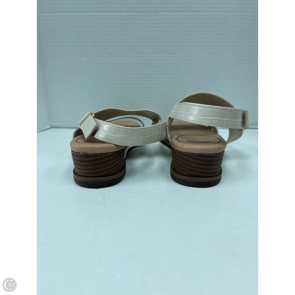 Sandals Flats By Dr Scholls In Tan, Size: 8.5