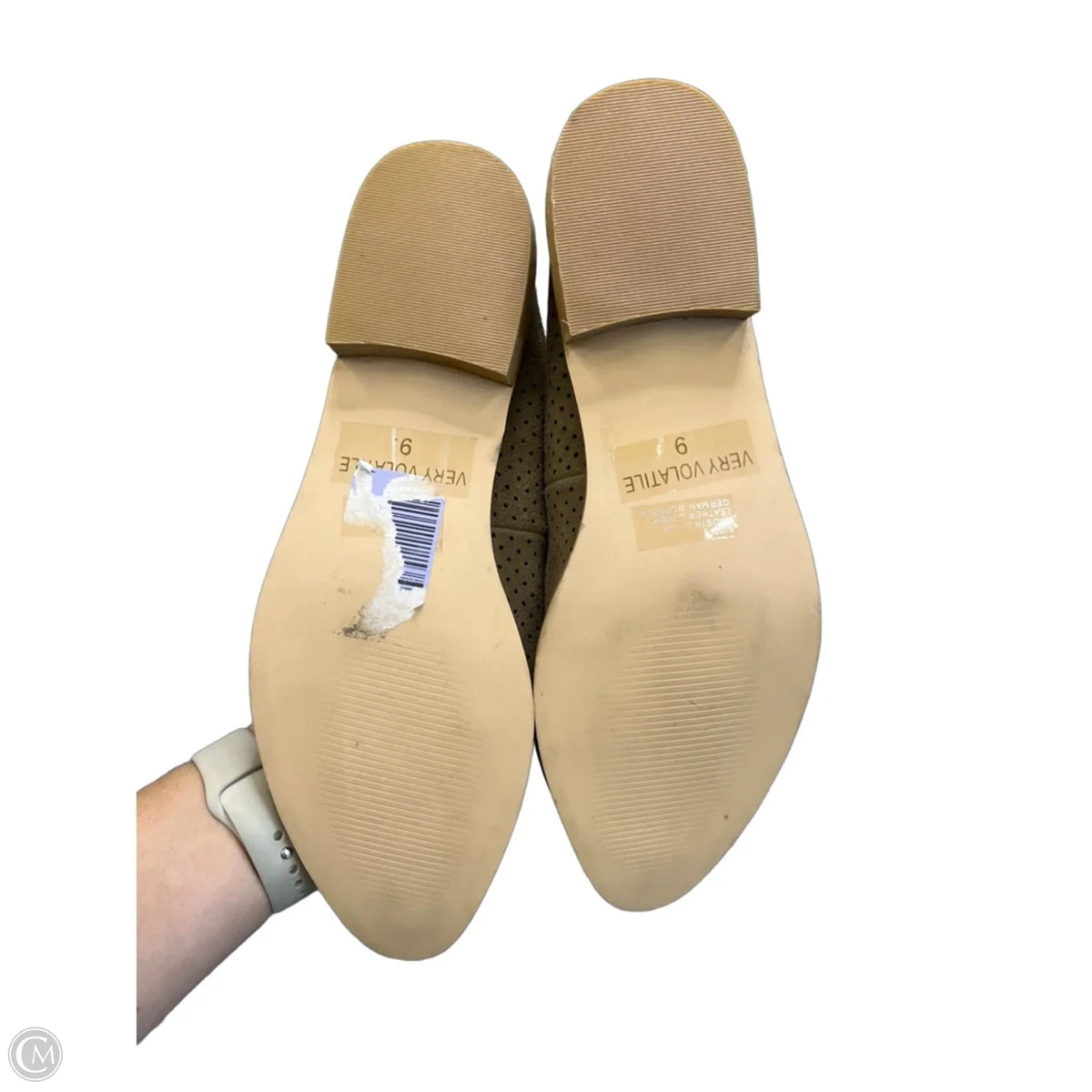 Shoes Flats By Very Volatile In Brown, Size: 9