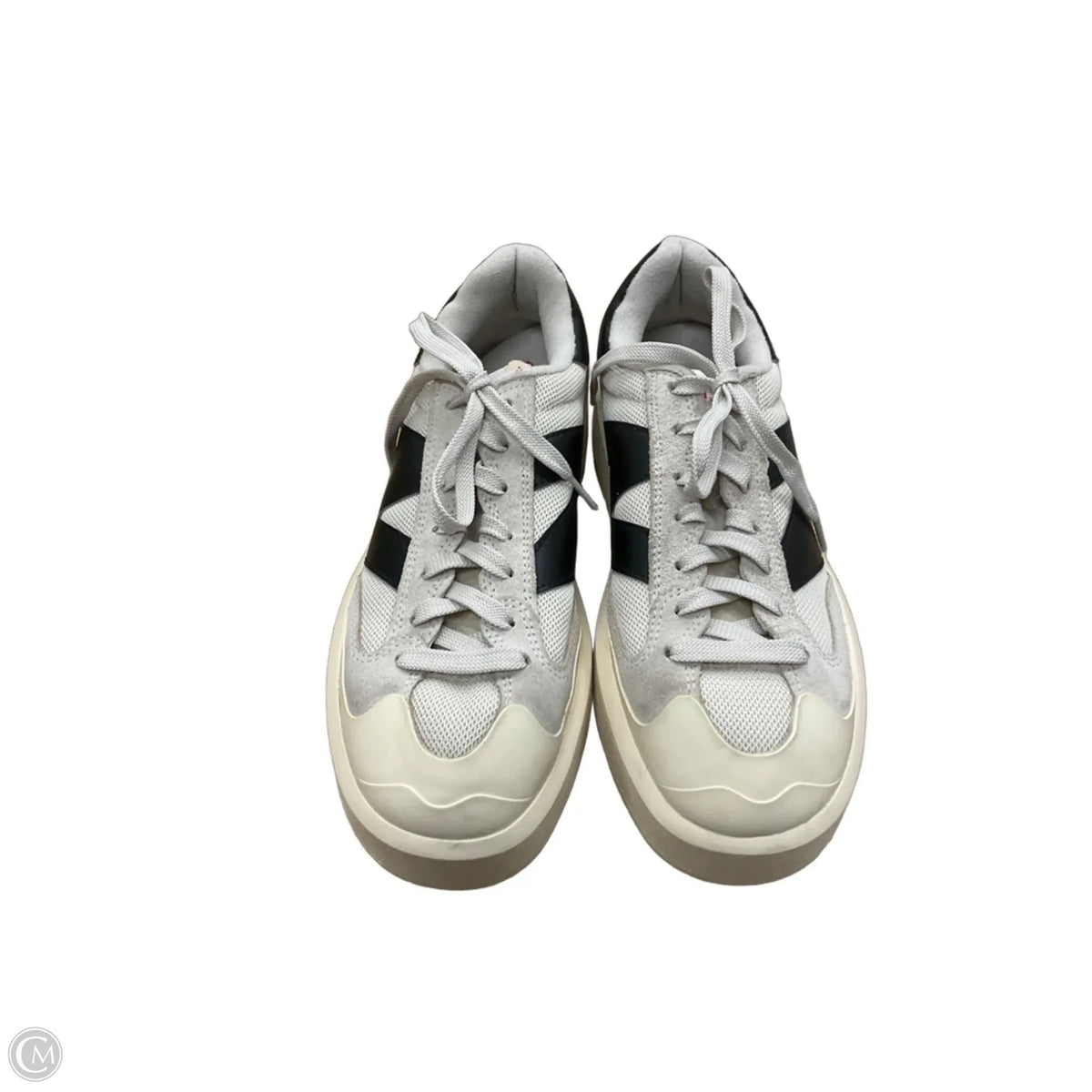 Shoes Athletic By New Balance In White, Size: 10.5